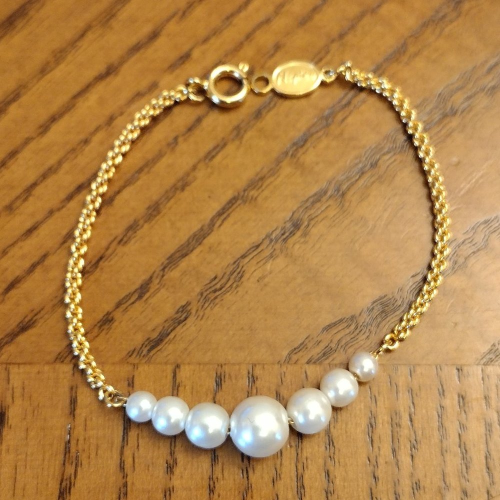 NAPIER Pearl Bracelet 6.5 - 7" Long Golden Chain